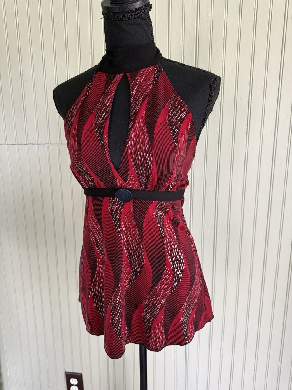 Vtg Y2K Black Red Halter Top Neck Strap 2000s Small Stretch Glitter Grunge Emo